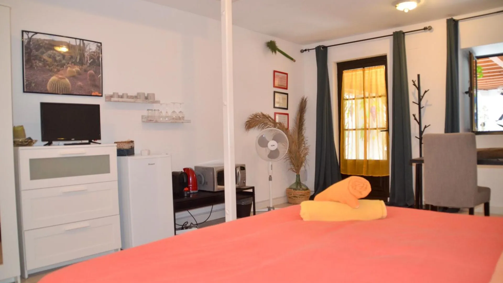 Bed & Breakfast Casa Rural Ga7Colores Only Adult Montana Blanca