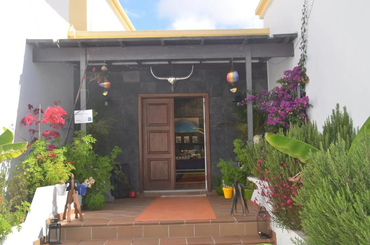 Casa Rural Ga7Colores Only Adult Montana Blanca Bed & Breakfast