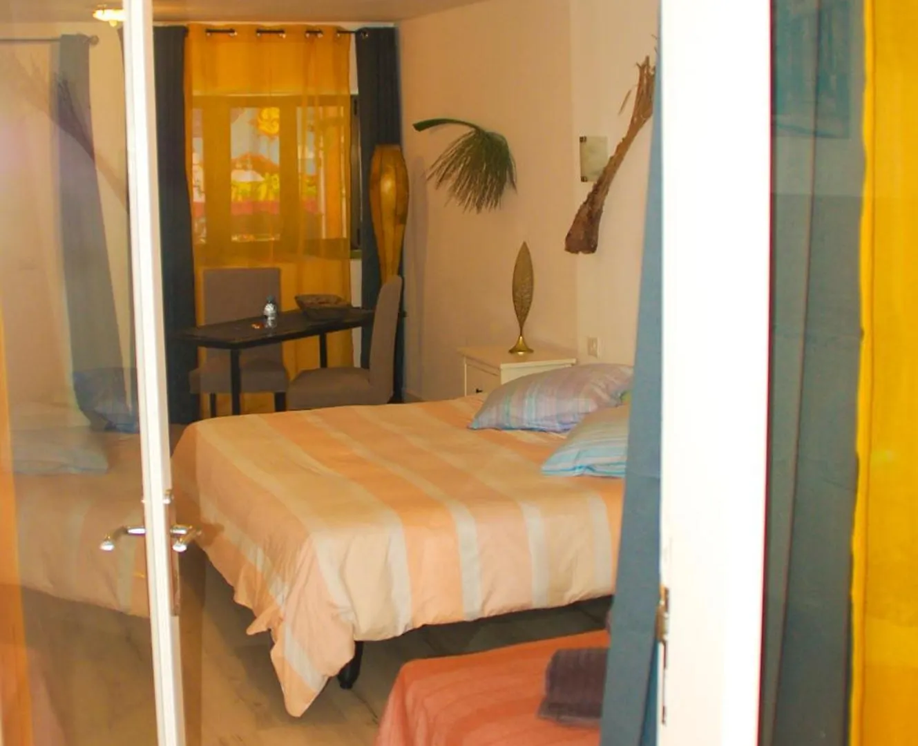 Casa Rural Ga7Colores Only Adult Montana Blanca Bed & Breakfast