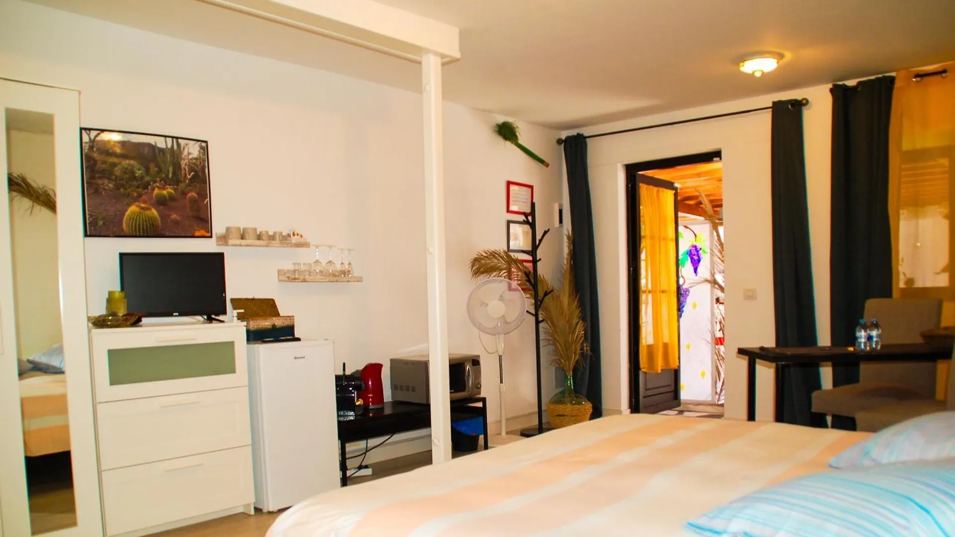 Casa Rural Ga7Colores Only Adult Montana Blanca 0*,  Spain
